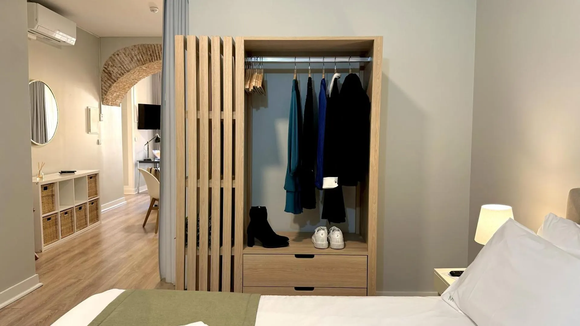Metropolitan Living Lisbon - Janelas Verdes 0*,  Португалия