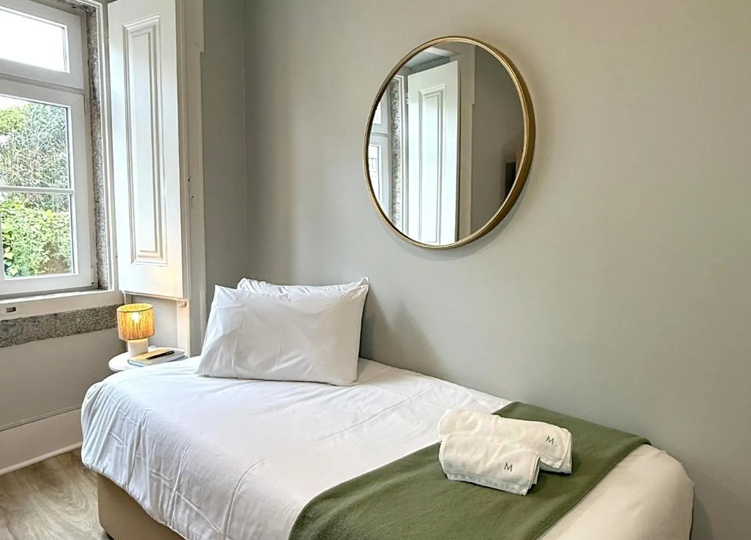 Metropolitan Living Lisbon - Janelas Verdes Апартаменты
